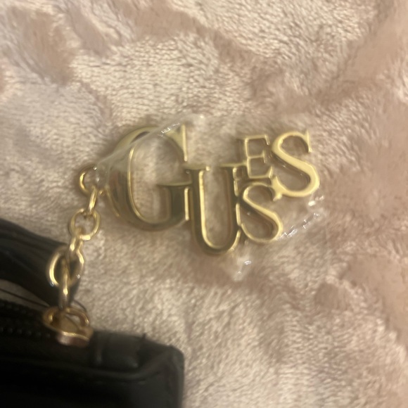 NWT GUESS Black Clutch Wristlet with Gold Logo - Picture 4 of 10
